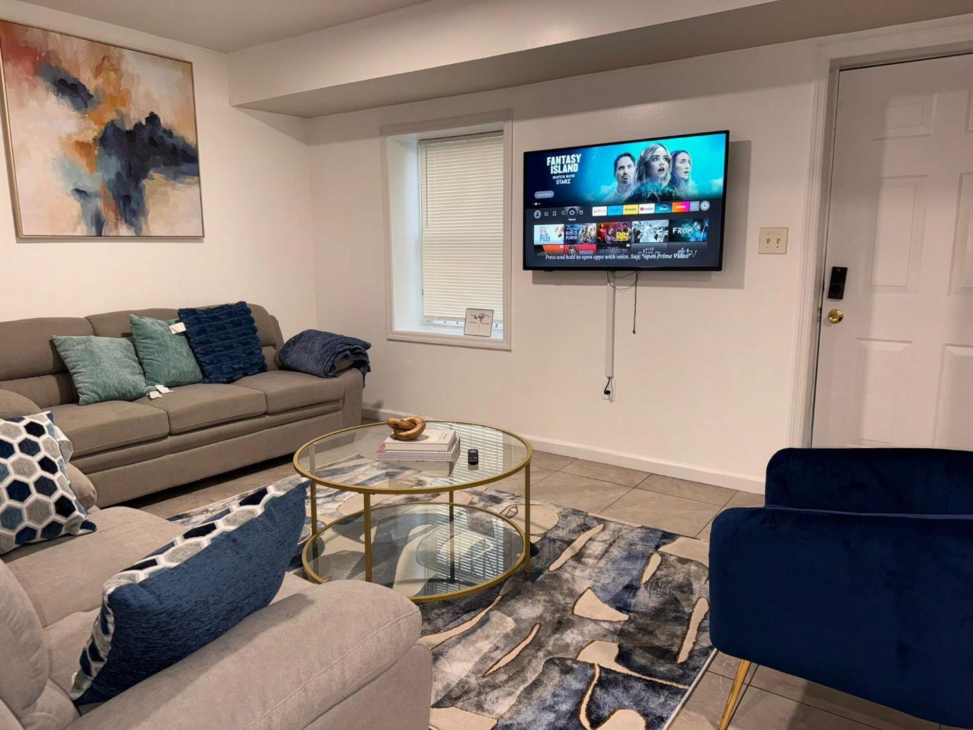Cosy Bedroom 6 Minutes To Ewr Prudential Hotels Pen Station Newark Exterior foto